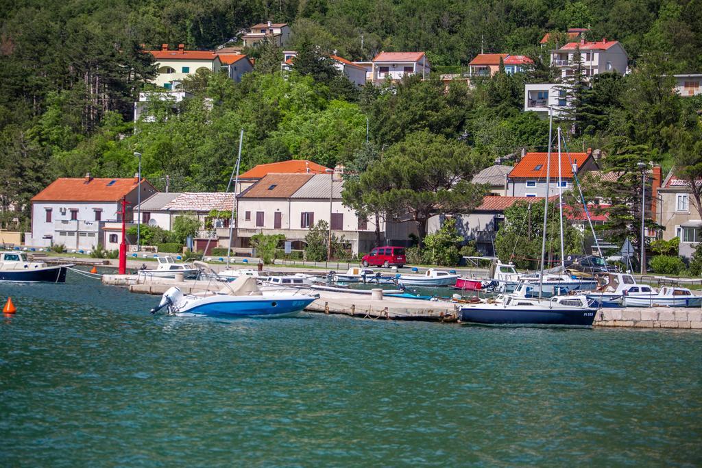 Holiday Home Zita คราลเยวีจา ภายนอก รูปภาพ